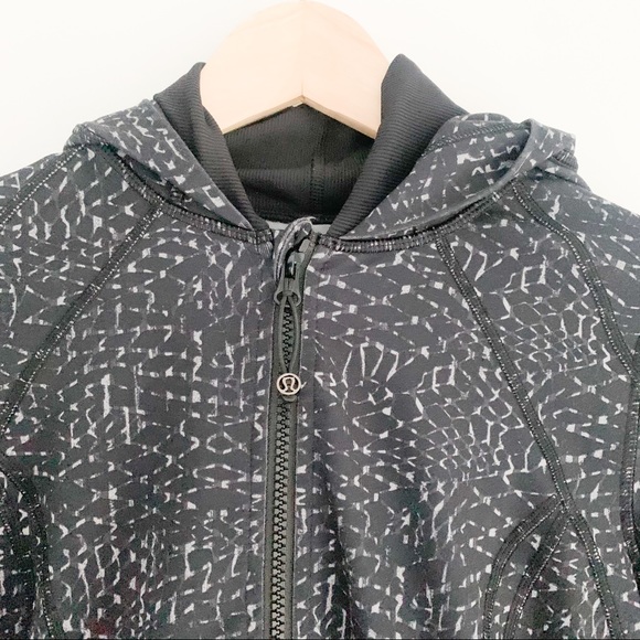 Lululemon Zip Up - Picture 3 of 7